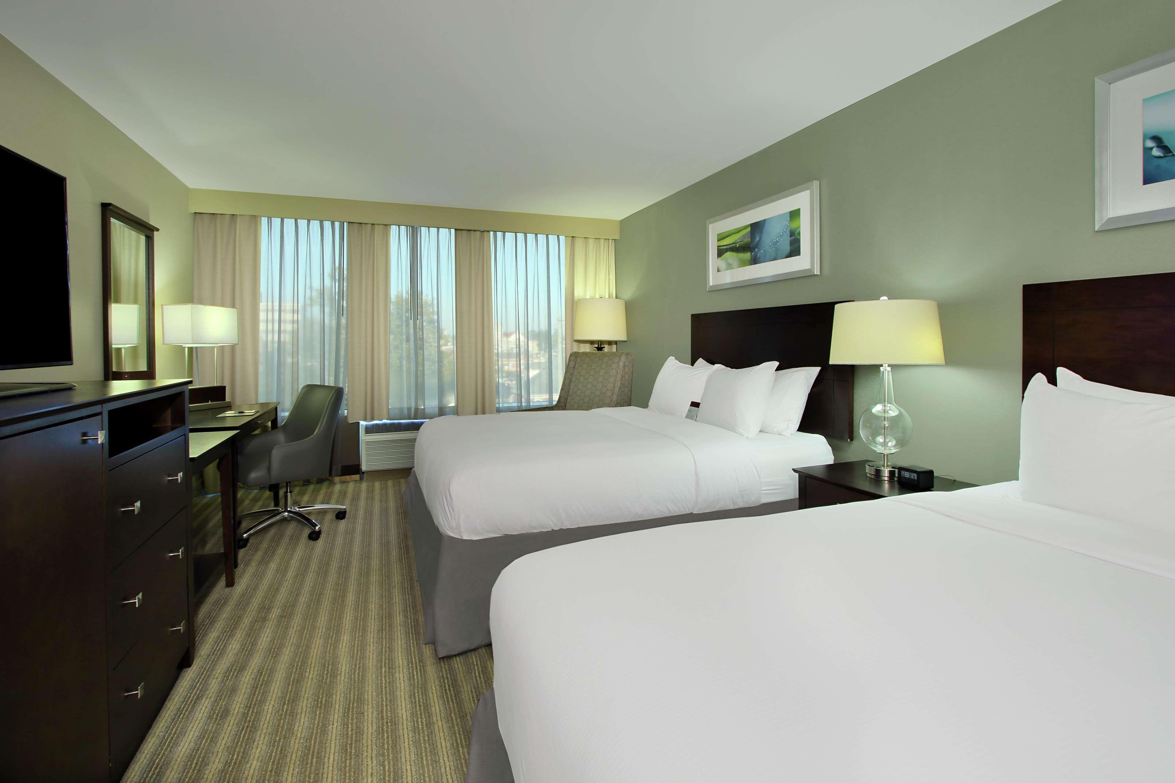 Hotel Doubletree By Hilton Newark Exterior foto