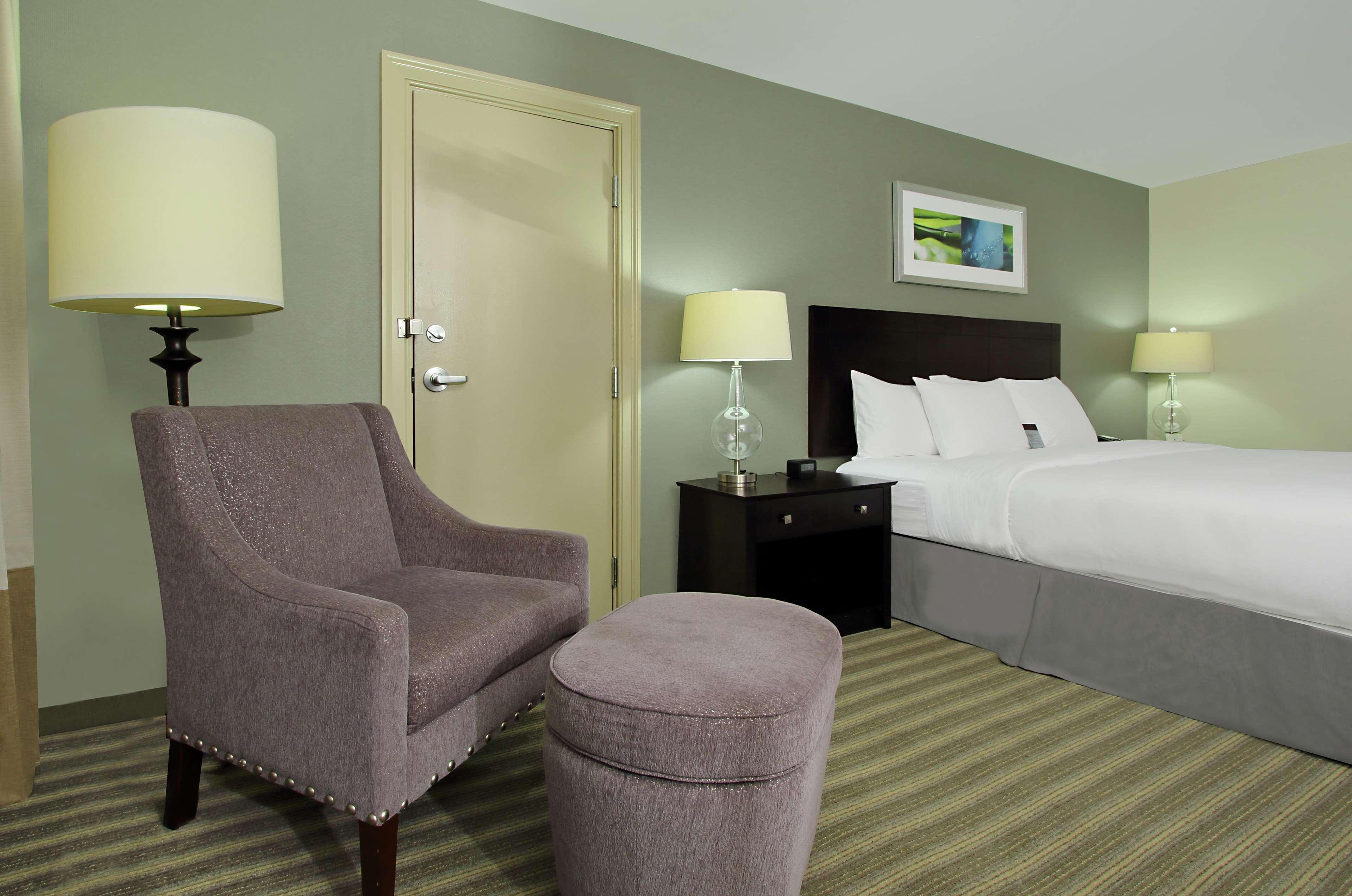 Hotel Doubletree By Hilton Newark Exterior foto
